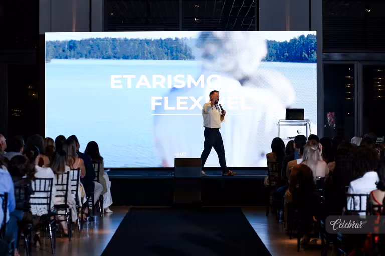 Veja mais registros da Masterclass “O Mercado de Luxo – Edição Especial Dourados”, com Carlos Ferreirinha – foto 286