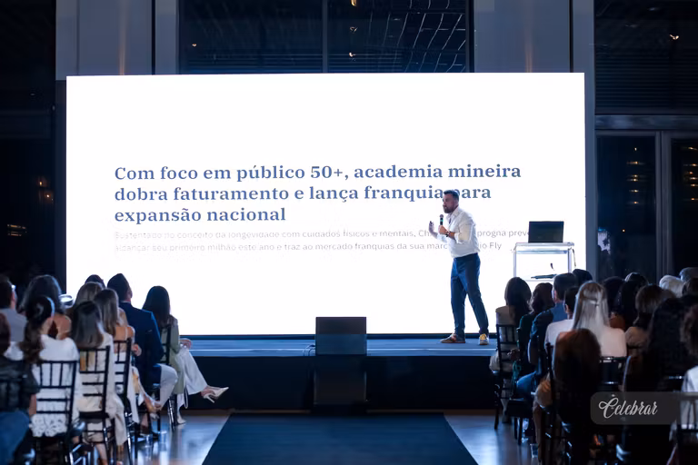 Veja mais registros da Masterclass “O Mercado de Luxo – Edição Especial Dourados”, com Carlos Ferreirinha – foto 288