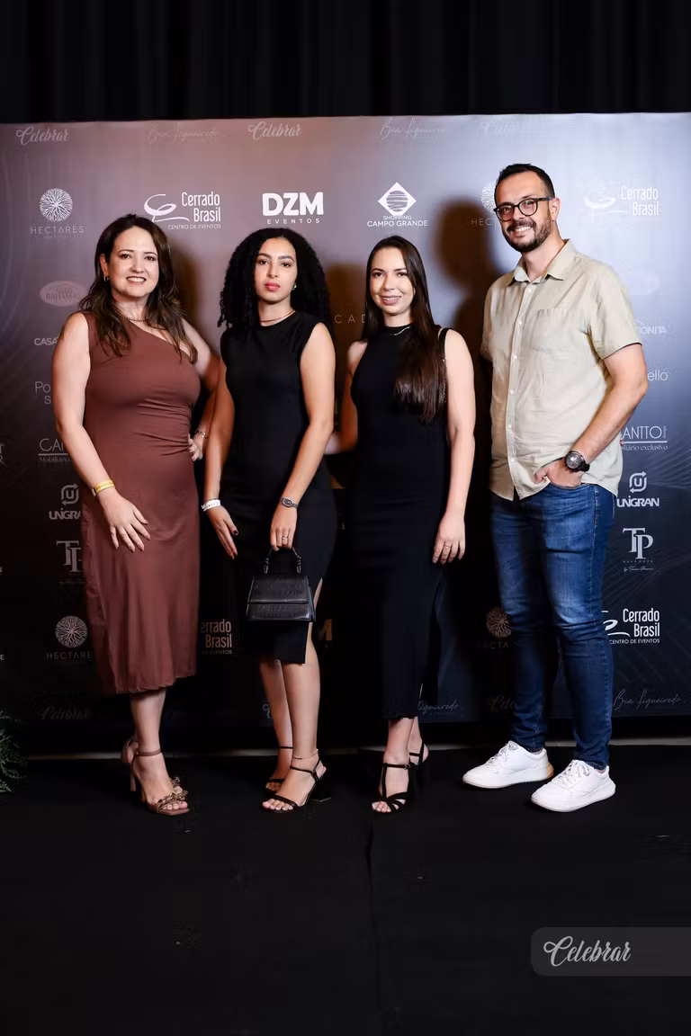 Veja mais registros da Masterclass “O Mercado de Luxo – Edição Especial Dourados”, com Carlos Ferreirinha – foto 327