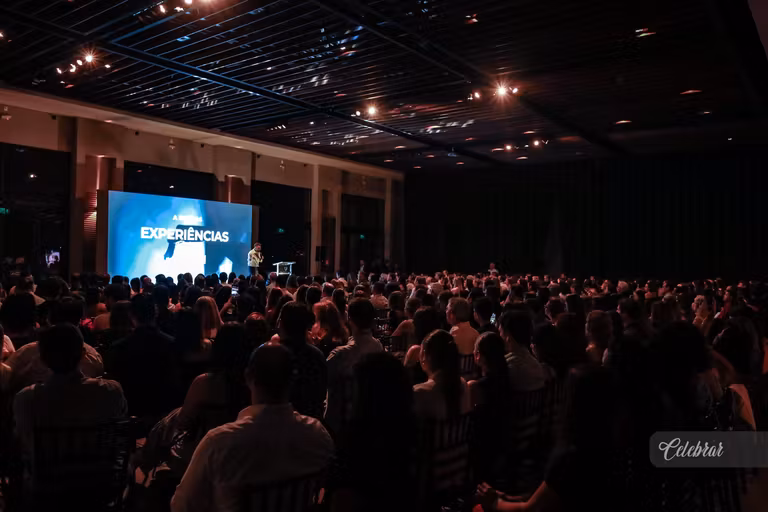 Veja mais registros da Masterclass “O Mercado de Luxo – Edição Especial Dourados”, com Carlos Ferreirinha – foto 42