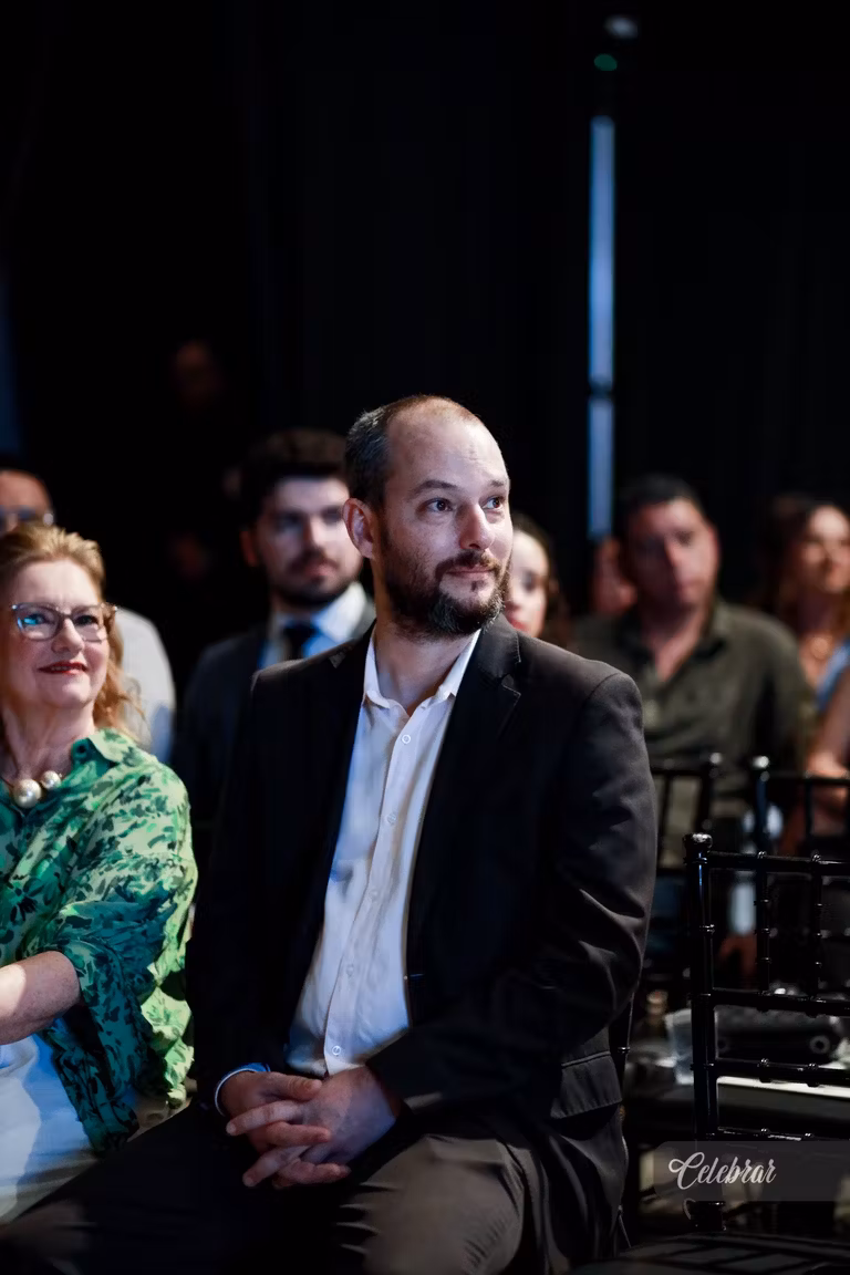 Veja mais registros da Masterclass “O Mercado de Luxo – Edição Especial Dourados”, com Carlos Ferreirinha – foto 49