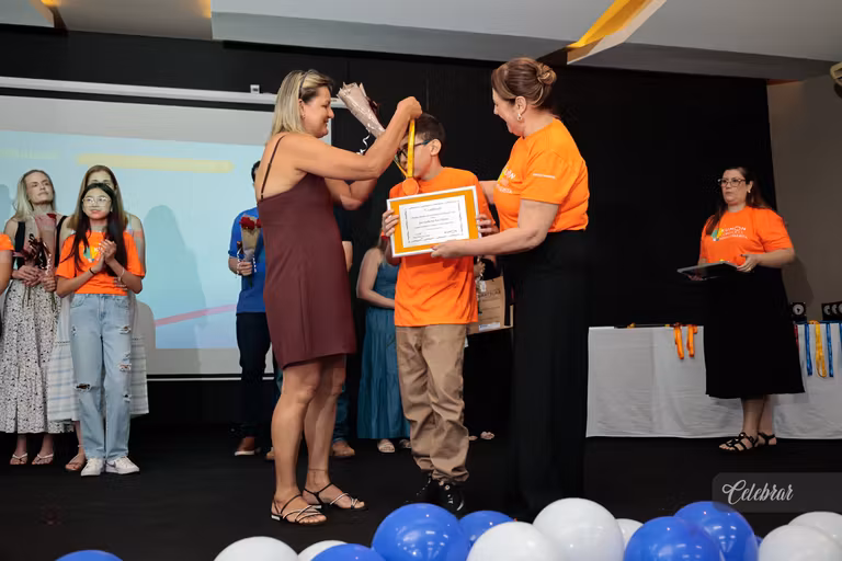 Kumon Unidade Progresso homenageia alunos adiantados em evento especial – foto 228