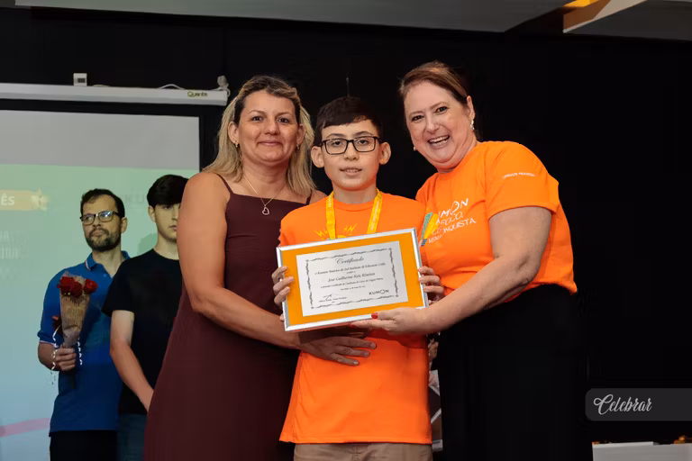 Kumon Unidade Progresso homenageia alunos adiantados em evento especial – foto 229