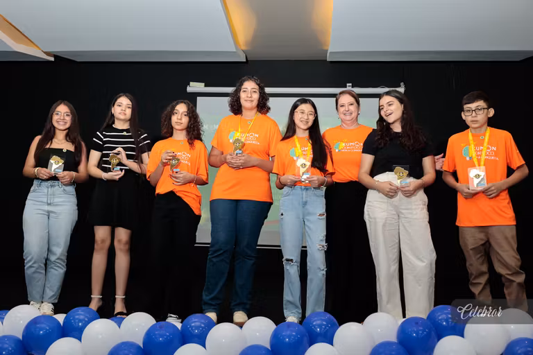Kumon Unidade Progresso homenageia alunos adiantados em evento especial – foto 274