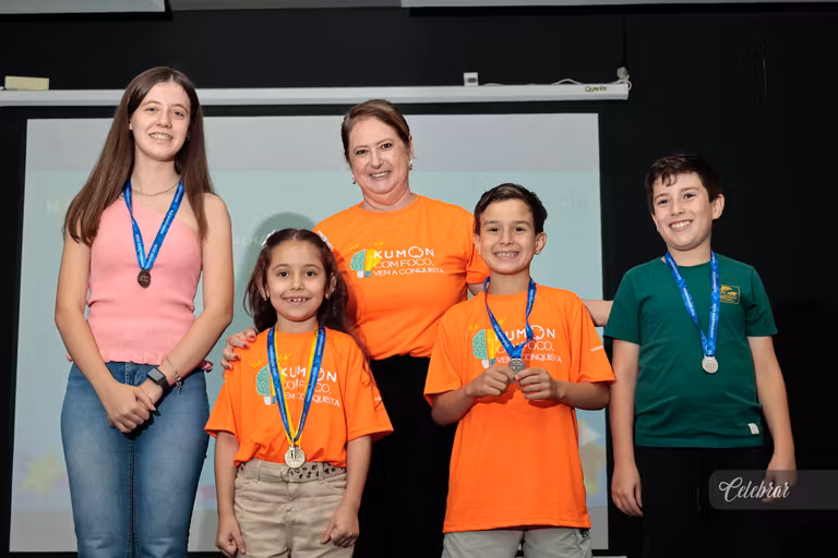 Kumon Unidade Progresso homenageia alunos adiantados em evento especial – foto 290