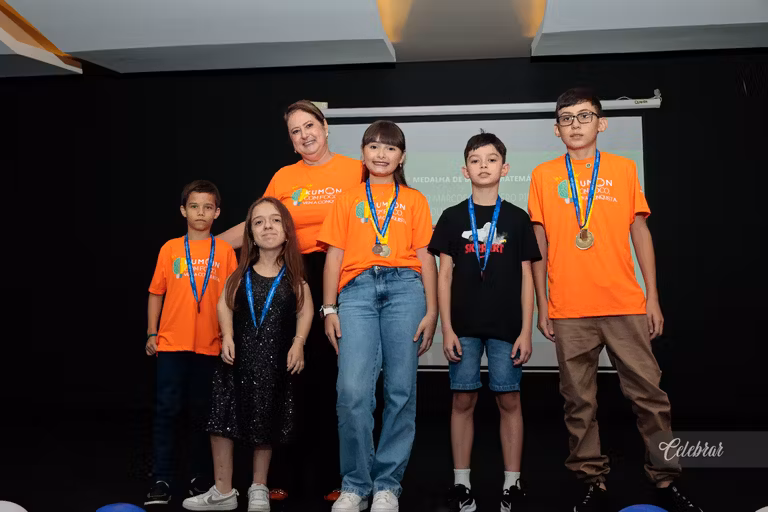 Kumon Unidade Progresso homenageia alunos adiantados em evento especial – foto 298