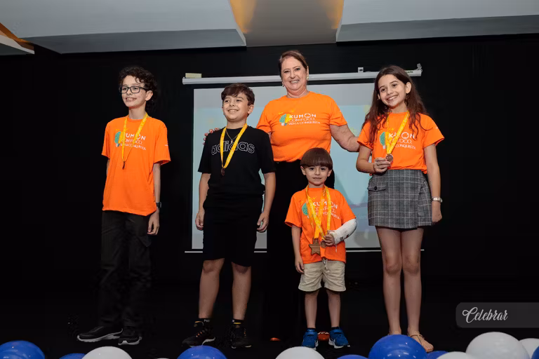 Kumon Unidade Progresso homenageia alunos adiantados em evento especial – foto 301