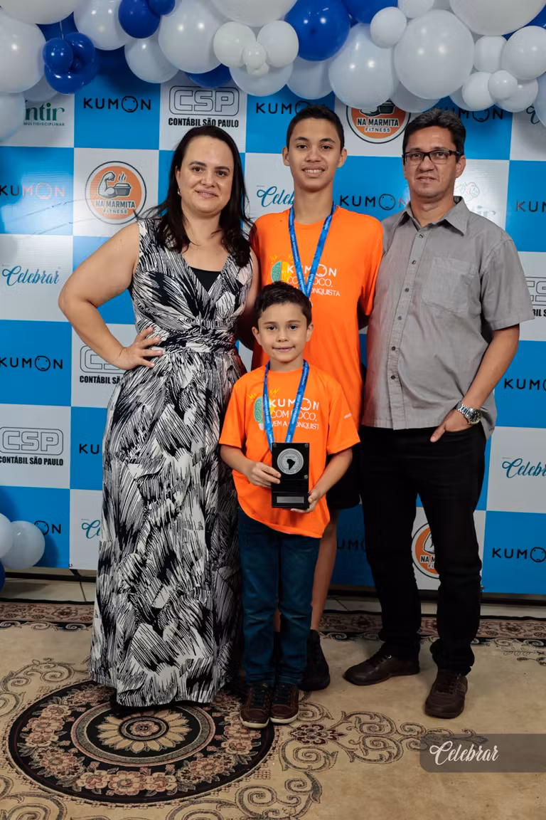 Kumon Unidade Progresso homenageia alunos adiantados em evento especial – foto 312