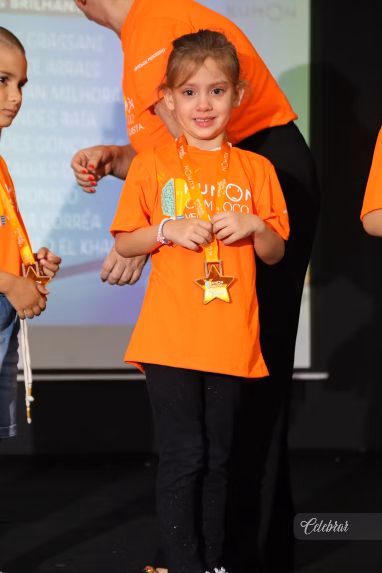 Kumon Unidade Progresso homenageia alunos adiantados em evento especial – foto 358