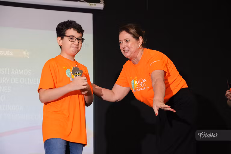 Kumon Unidade Progresso homenageia alunos adiantados em evento especial – foto 376