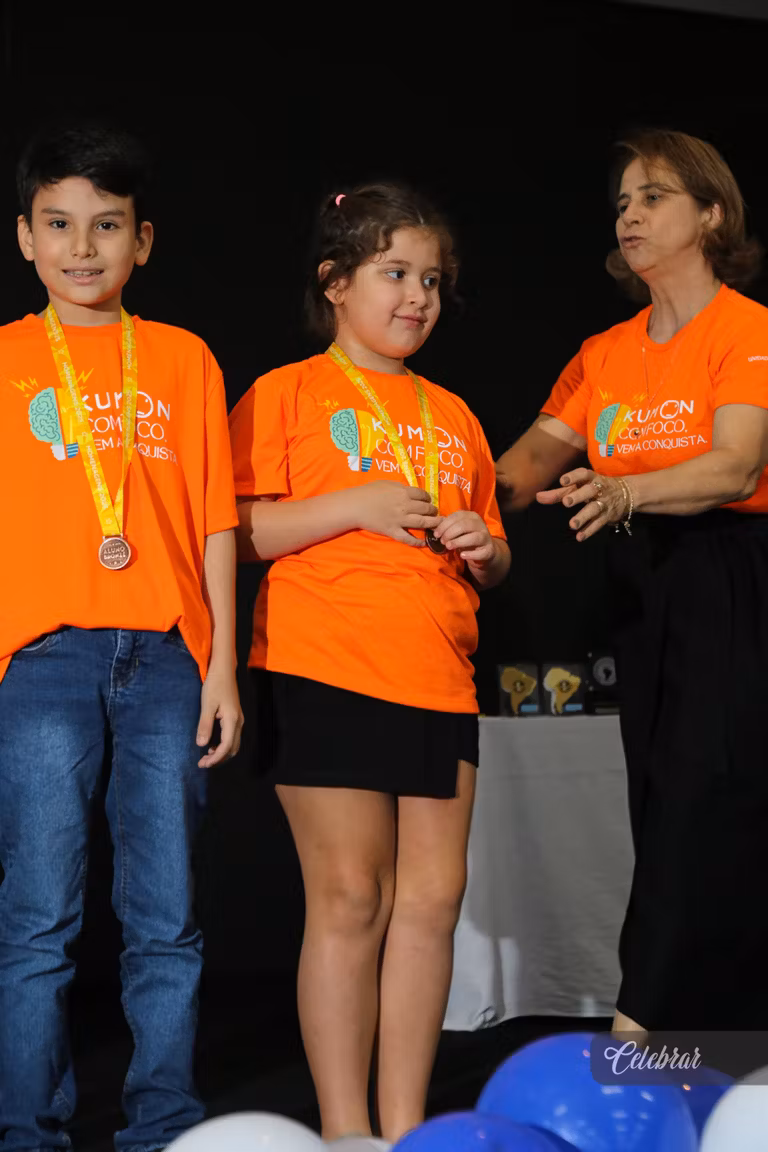 Kumon Unidade Progresso homenageia alunos adiantados em evento especial – foto 466