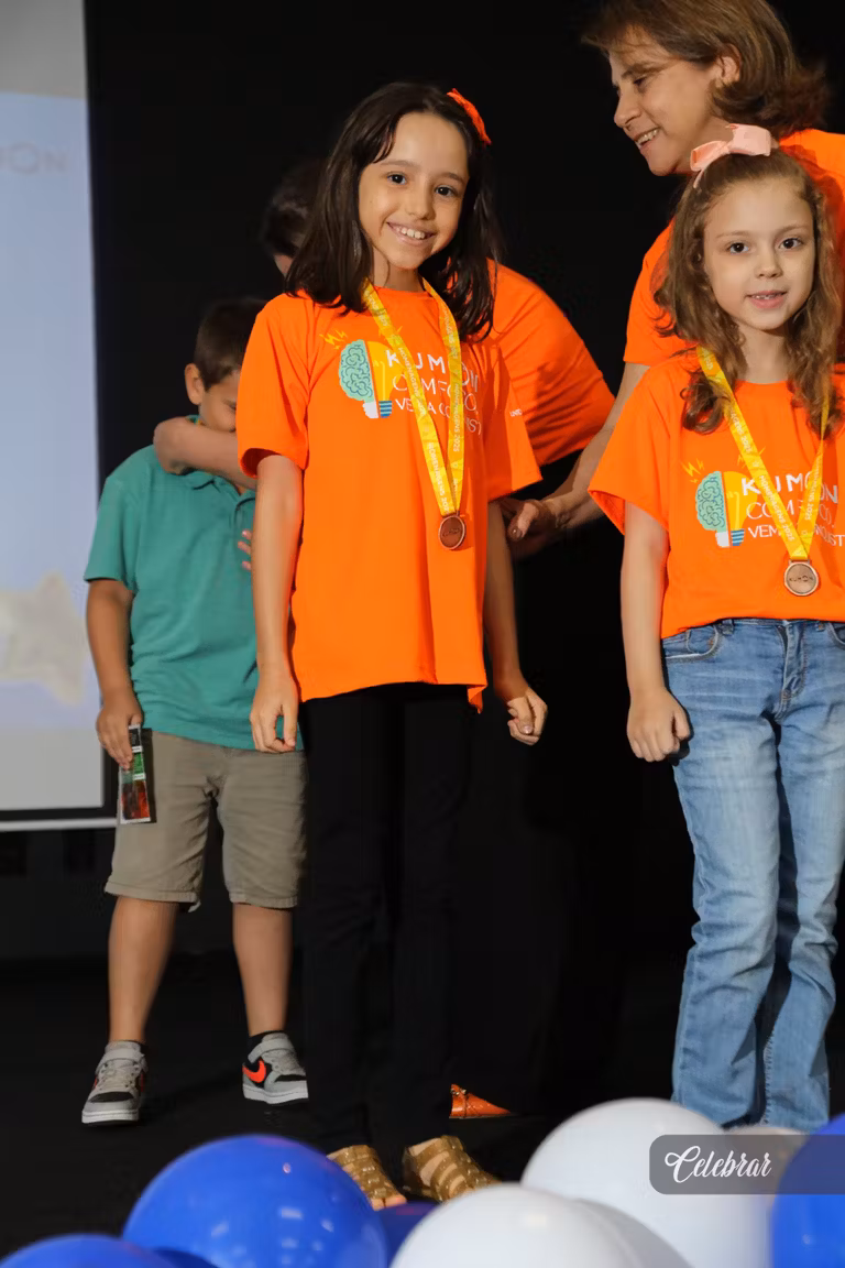 Kumon Unidade Progresso homenageia alunos adiantados em evento especial – foto 468