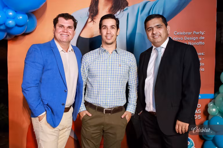 Tchibum Educação Aquática estampa a capa e marca o lançamento da 40ª edição da Revista Celebrar – foto 204
