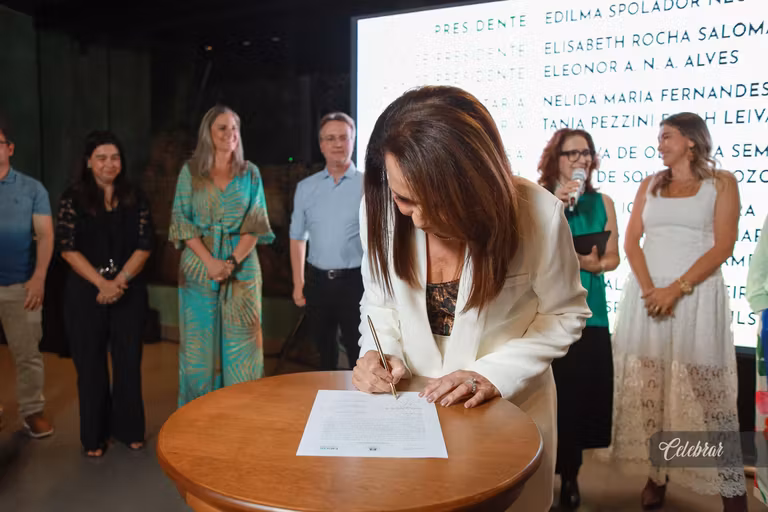 Noite de lançamento do Leilodom 2026 com assinatura de parcerias – foto 113