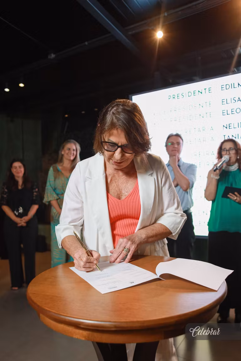 Noite de lançamento do Leilodom 2026 com assinatura de parcerias – foto 119