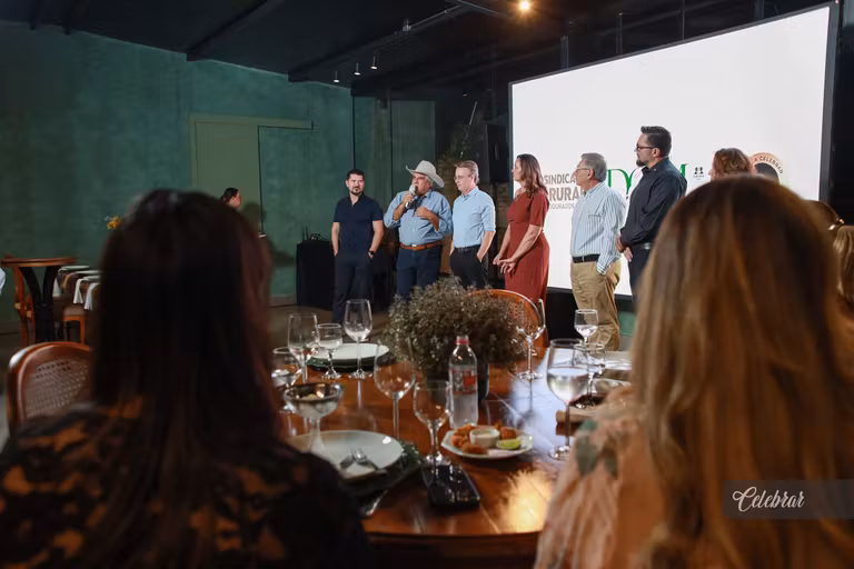 Noite de lançamento do Leilodom 2026 com assinatura de parcerias – foto 140