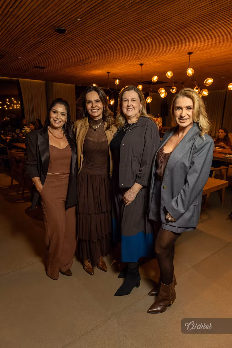 Encontro das mulheres da academia do Hectares reuniu mulheres para uma noite de descontração, boas conversas e conexões especiais. – foto 33