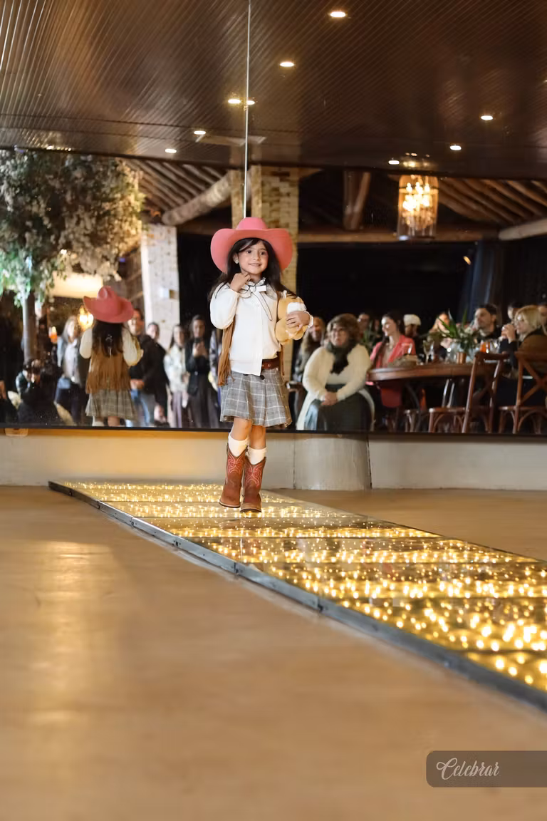 Uma noite marcada por uma celebração repleta de carinho, novidades e as novas tendências da Look Baby Store – foto 100
