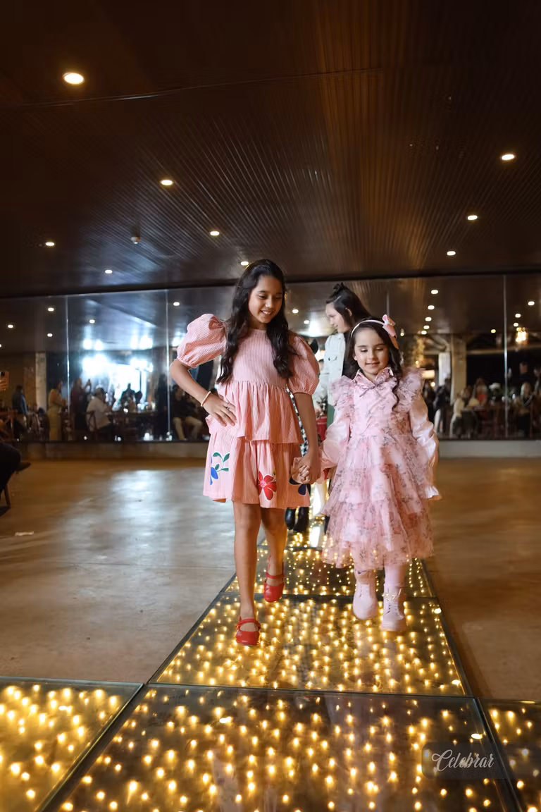 Uma noite marcada por uma celebração repleta de carinho, novidades e as novas tendências da Look Baby Store – foto 179