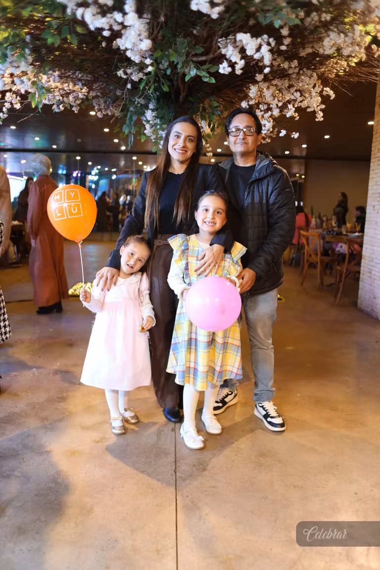 Uma noite marcada por uma celebração repleta de carinho, novidades e as novas tendências da Look Baby Store – foto 192