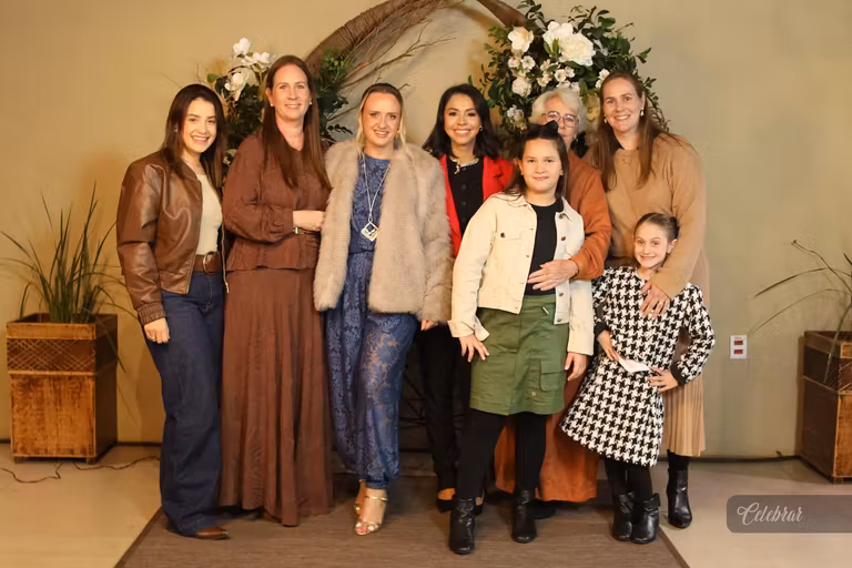 Uma noite marcada por uma celebração repleta de carinho, novidades e as novas tendências da Look Baby Store – foto 195