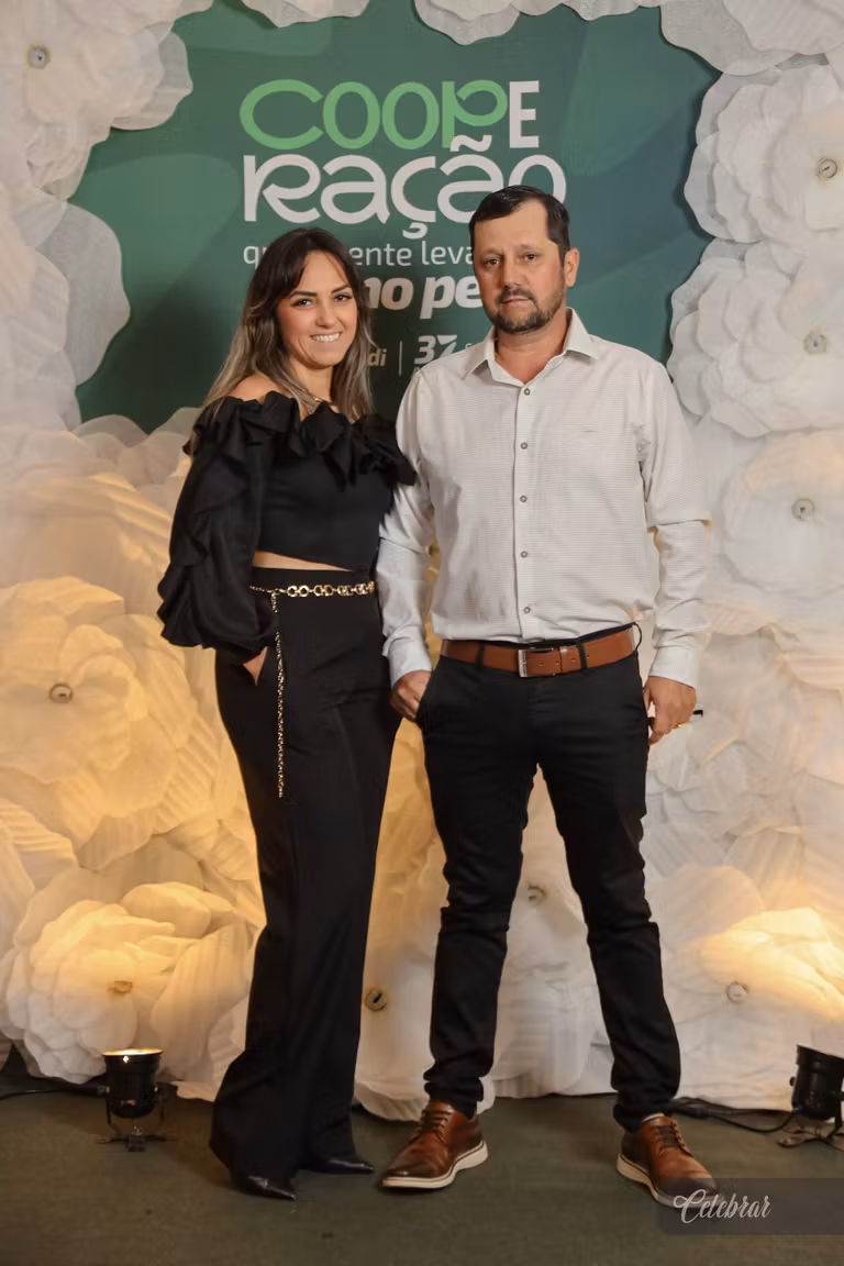 Sicredi Centro-Sul MS/BA celebra 37 anos com show beneficente em prol do Hospital de Amor de Dourados – foto 101
