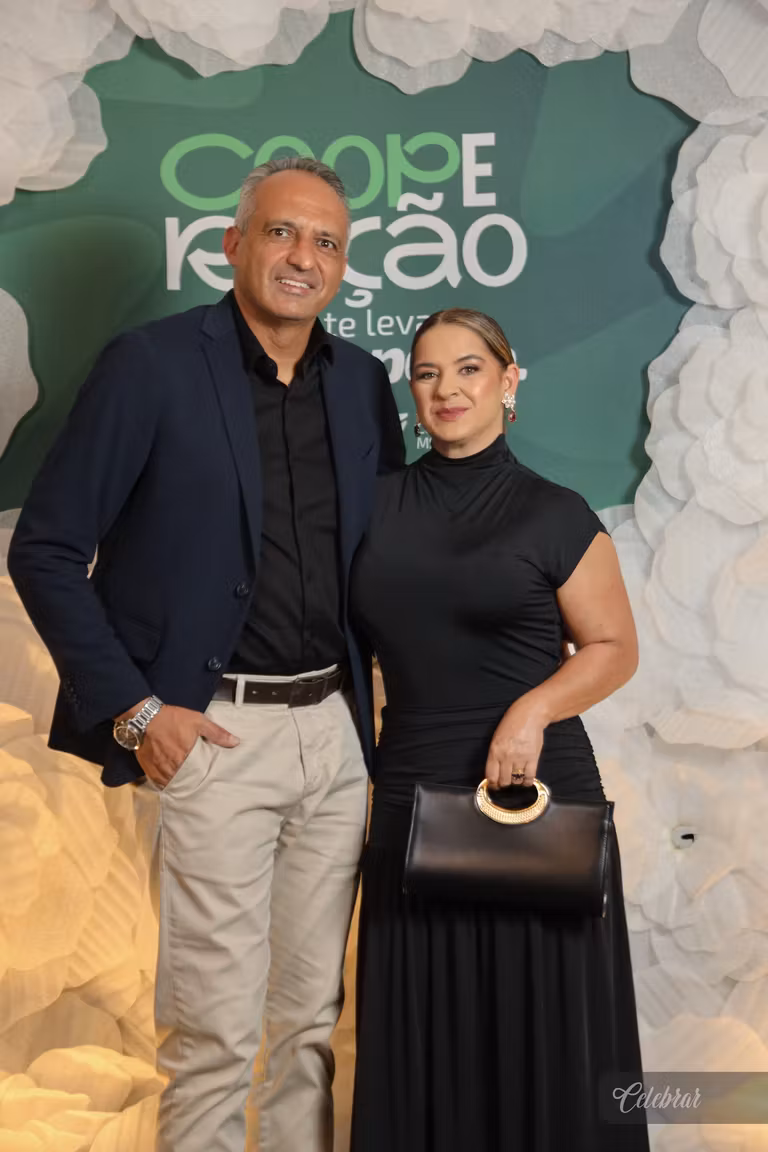 Sicredi Centro-Sul MS/BA celebra 37 anos com show beneficente em prol do Hospital de Amor de Dourados – foto 119