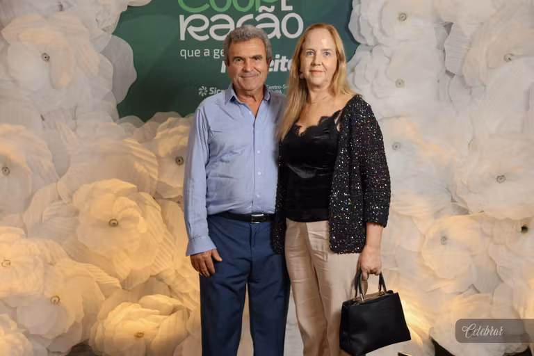 Sicredi Centro-Sul MS/BA celebra 37 anos com show beneficente em prol do Hospital de Amor de Dourados – foto 155