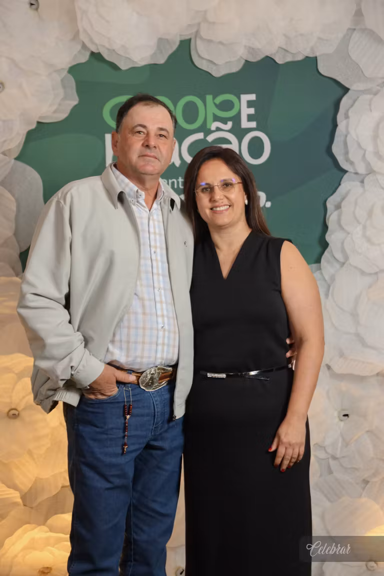 Sicredi Centro-Sul MS/BA celebra 37 anos com show beneficente em prol do Hospital de Amor de Dourados – foto 159