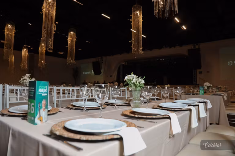 Sicredi Centro-Sul MS/BA celebra 37 anos com show beneficente em prol do Hospital de Amor de Dourados – foto 16