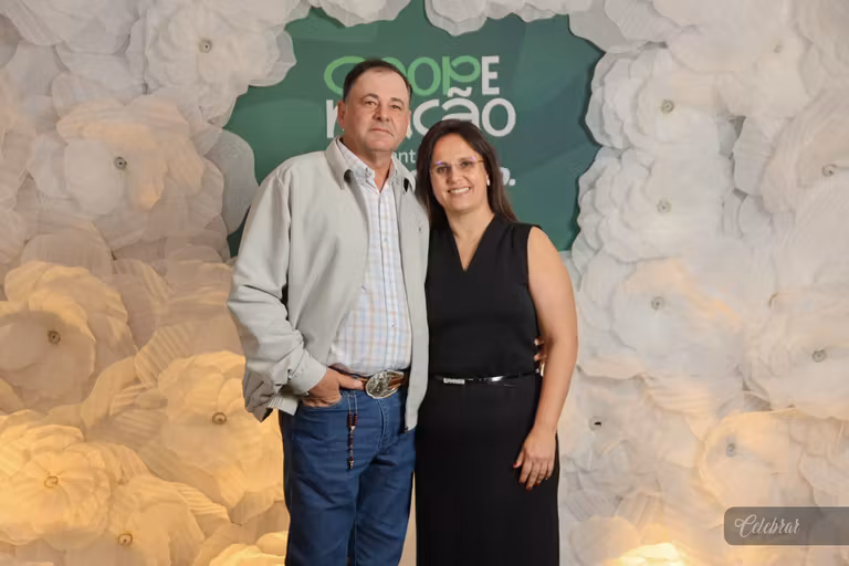 Sicredi Centro-Sul MS/BA celebra 37 anos com show beneficente em prol do Hospital de Amor de Dourados – foto 160