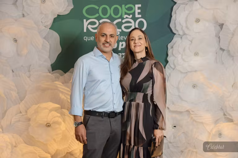 Sicredi Centro-Sul MS/BA celebra 37 anos com show beneficente em prol do Hospital de Amor de Dourados – foto 173
