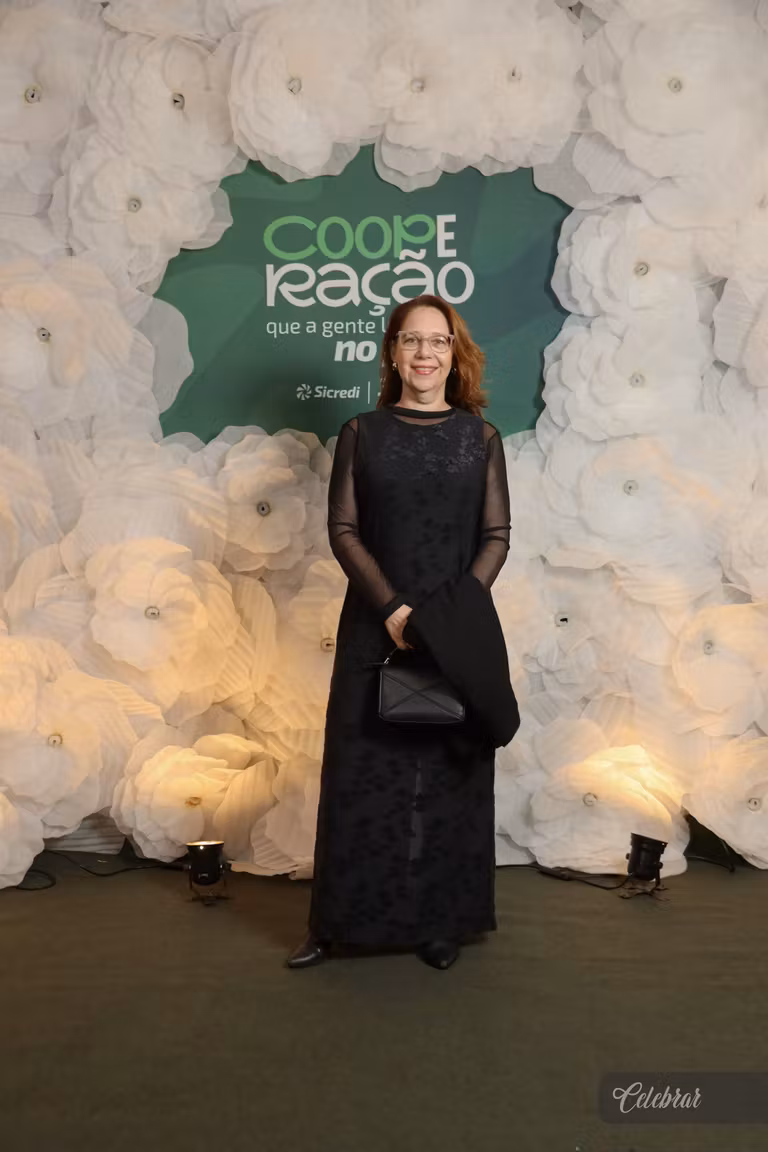 Sicredi Centro-Sul MS/BA celebra 37 anos com show beneficente em prol do Hospital de Amor de Dourados – foto 187