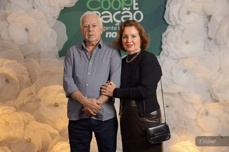 Sicredi Centro-Sul MS/BA celebra 37 anos com show beneficente em prol do Hospital de Amor de Dourados – foto 191