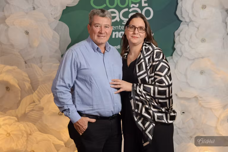 Sicredi Centro-Sul MS/BA celebra 37 anos com show beneficente em prol do Hospital de Amor de Dourados – foto 193