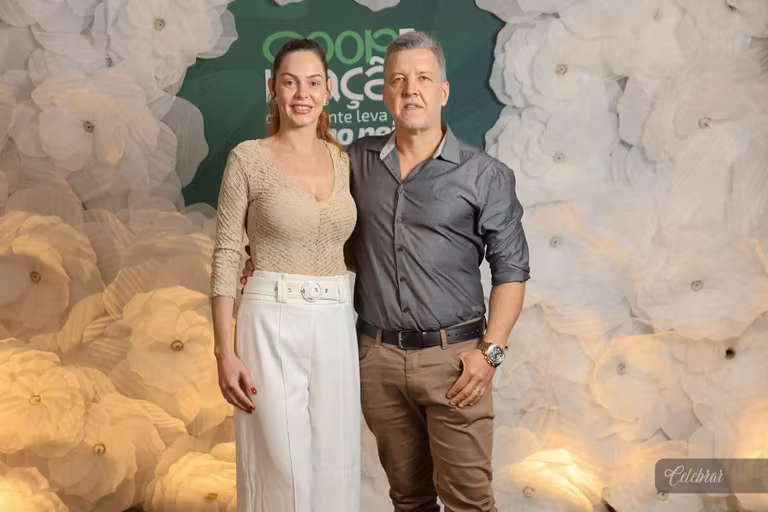 Sicredi Centro-Sul MS/BA celebra 37 anos com show beneficente em prol do Hospital de Amor de Dourados – foto 200