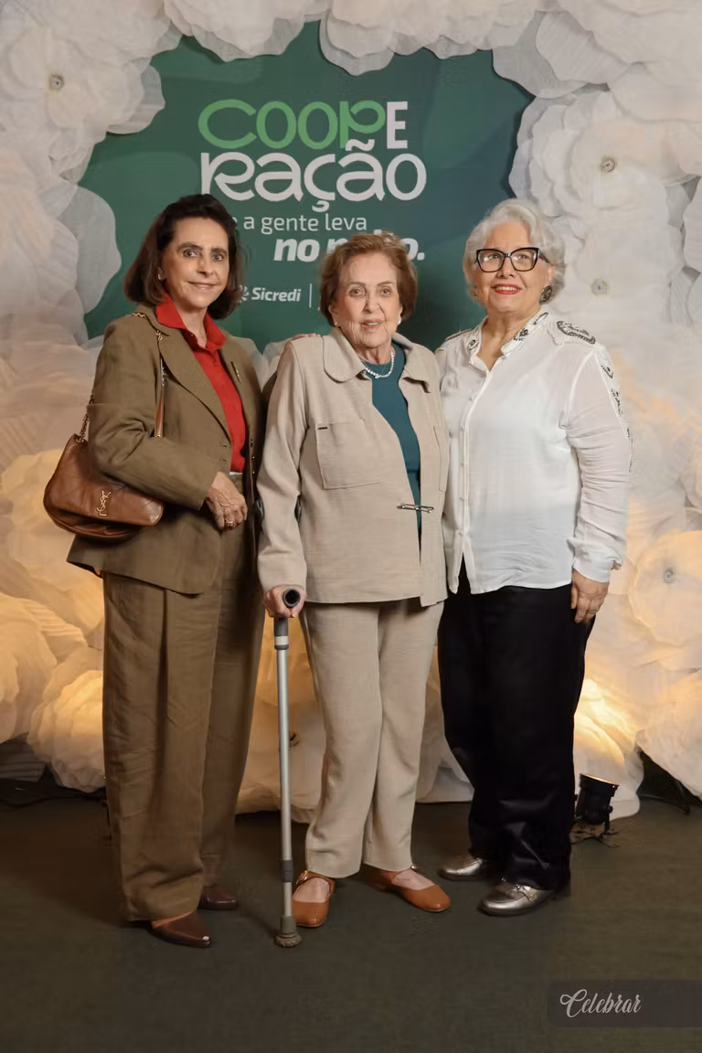 Sicredi Centro-Sul MS/BA celebra 37 anos com show beneficente em prol do Hospital de Amor de Dourados – foto 203