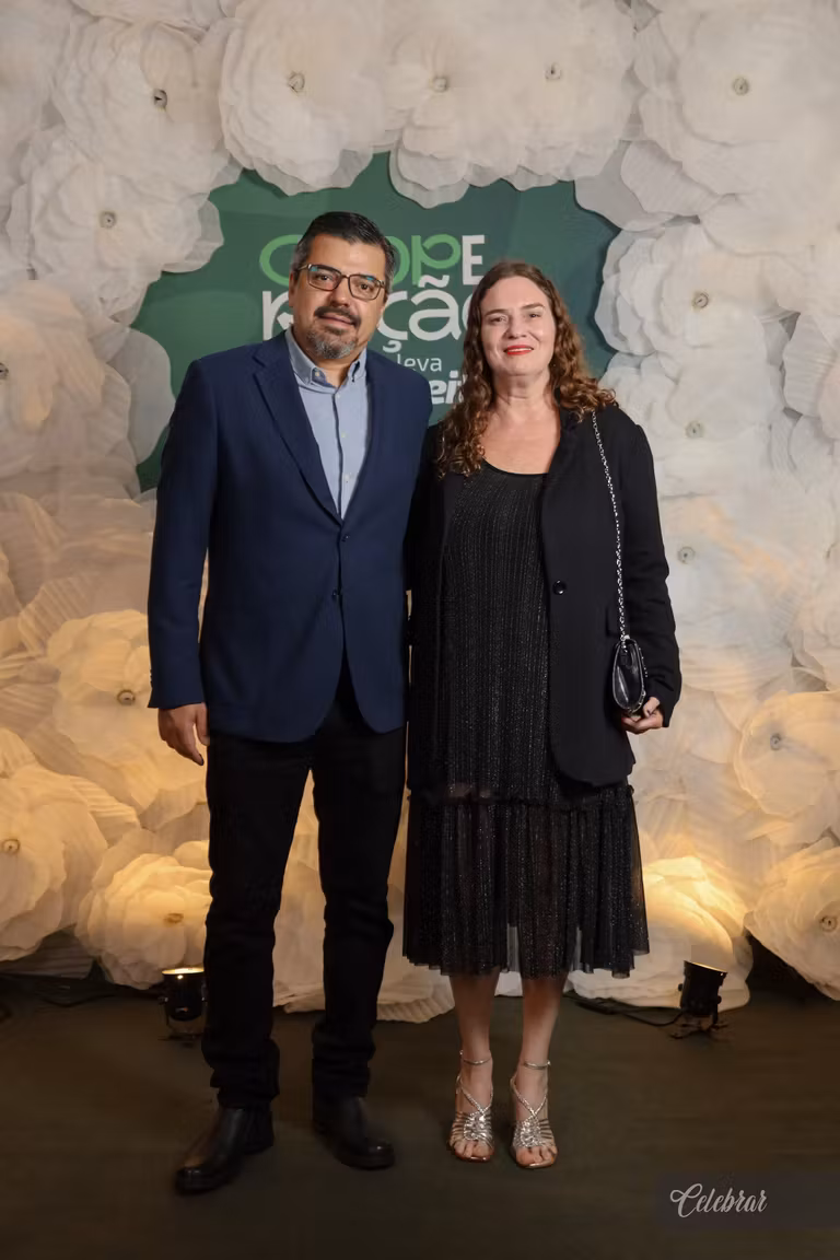 Sicredi Centro-Sul MS/BA celebra 37 anos com show beneficente em prol do Hospital de Amor de Dourados – foto 205
