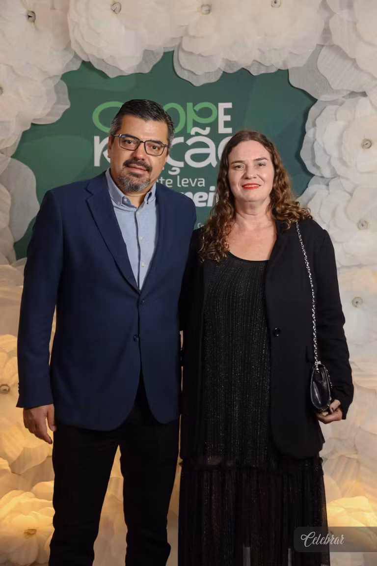 Sicredi Centro-Sul MS/BA celebra 37 anos com show beneficente em prol do Hospital de Amor de Dourados – foto 206