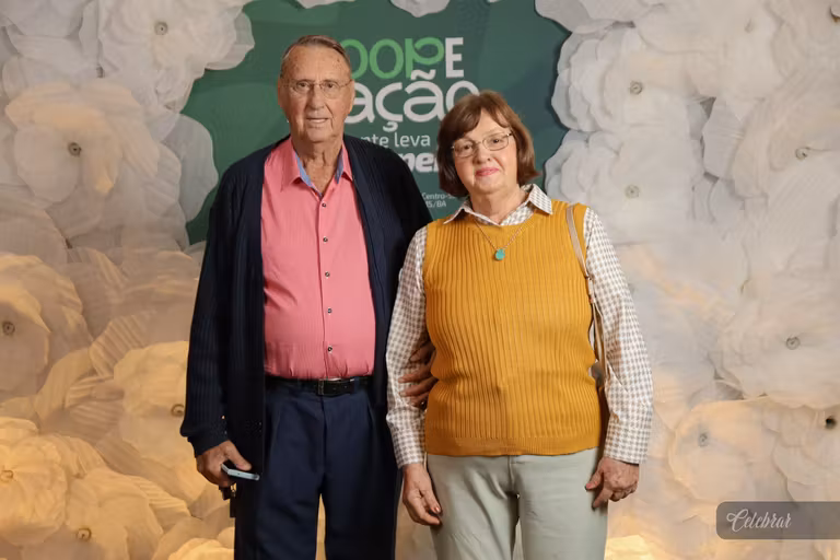 Sicredi Centro-Sul MS/BA celebra 37 anos com show beneficente em prol do Hospital de Amor de Dourados – foto 217