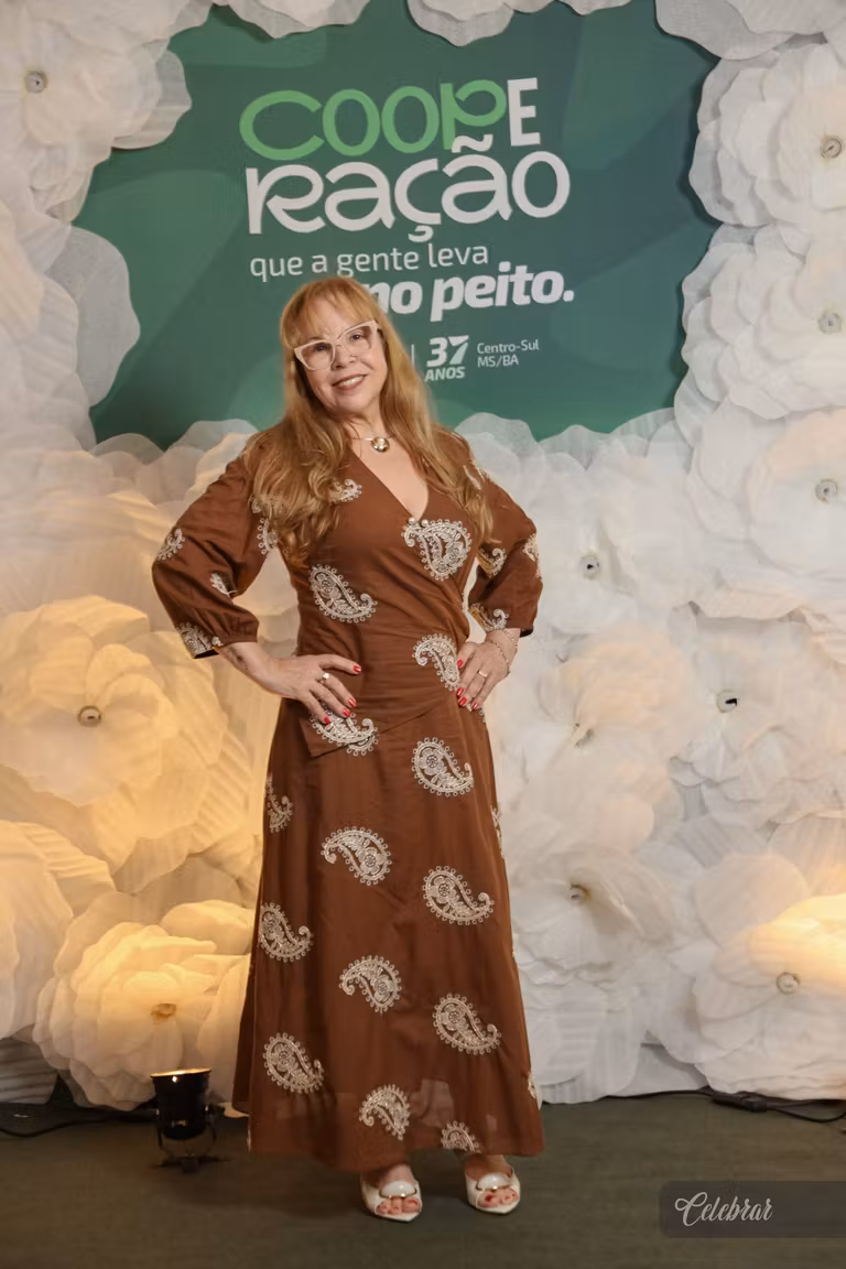 Sicredi Centro-Sul MS/BA celebra 37 anos com show beneficente em prol do Hospital de Amor de Dourados – foto 67