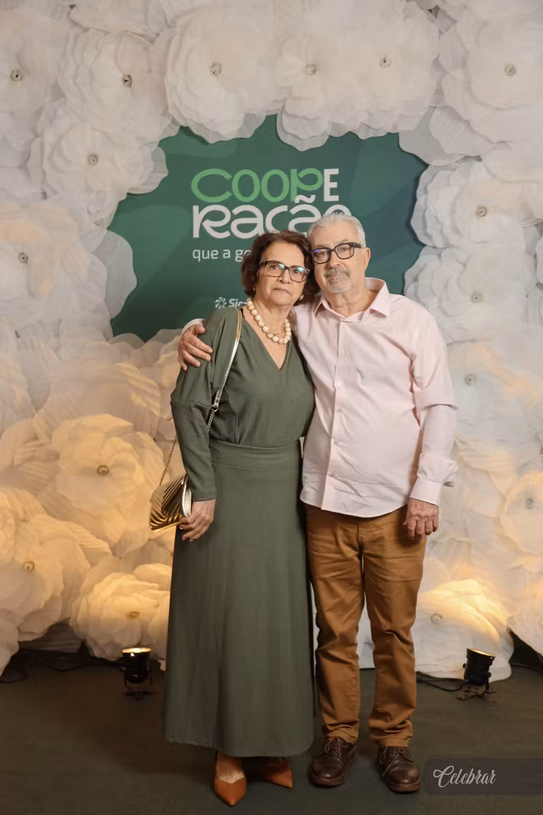 Sicredi Centro-Sul MS/BA celebra 37 anos com show beneficente em prol do Hospital de Amor de Dourados – foto 96