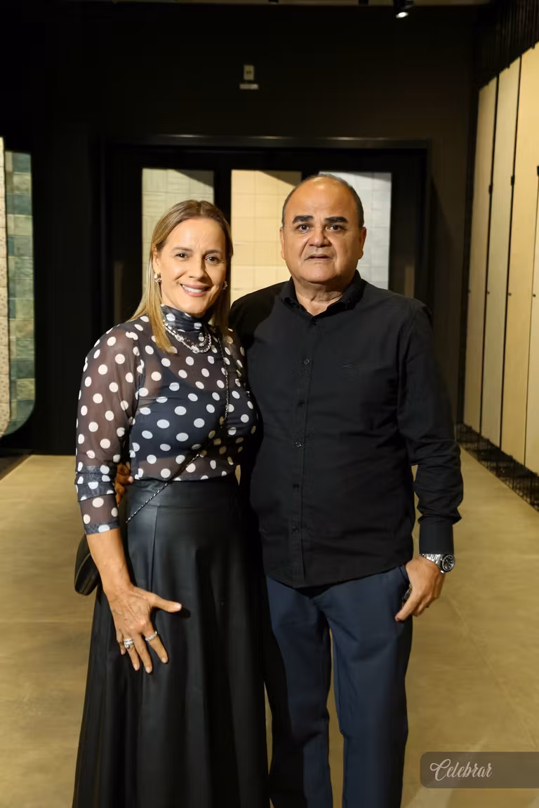 A Carluz Style inaugura sua Loja Black, trazendo para Dourados a exclusividade e a sofisticação das marcas Decortiles e Eliane. – foto 41