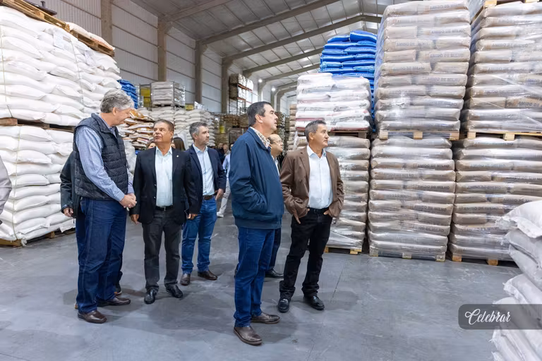 2º álbum - Donana Alimentos inaugura nova planta industrial e celebra 43 anos de crescimento e inovação na indústria sul-mato-grossense. – foto 24