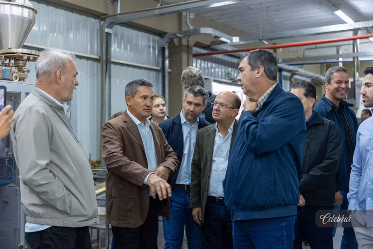 2º álbum - Donana Alimentos inaugura nova planta industrial e celebra 43 anos de crescimento e inovação na indústria sul-mato-grossense. – foto 31