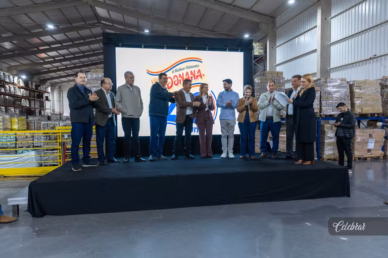 2º álbum - Donana Alimentos inaugura nova planta industrial e celebra 43 anos de crescimento e inovação na indústria sul-mato-grossense. – foto 76