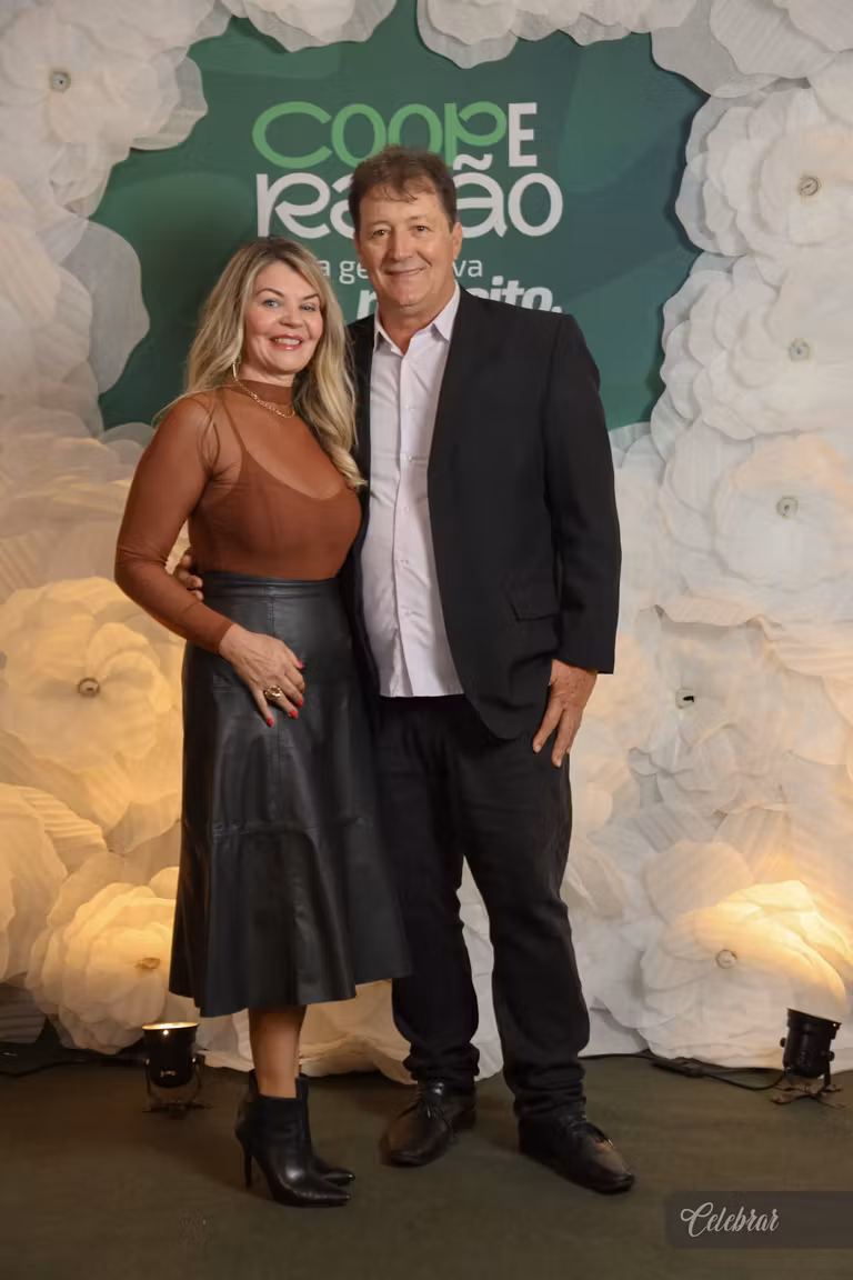 Sicredi Centro-Sul MS/BA celebra 37 anos com show beneficente em prol do Hospital de Amor de Dourados – foto 104
