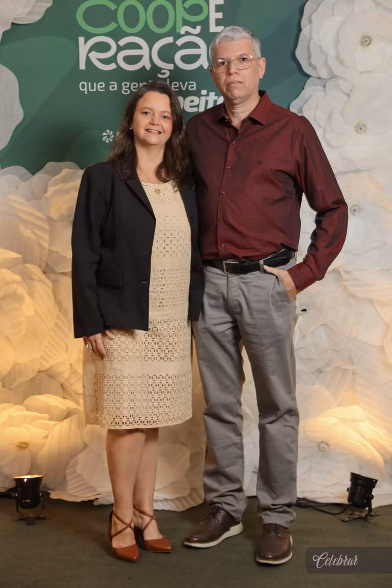 Sicredi Centro-Sul MS/BA celebra 37 anos com show beneficente em prol do Hospital de Amor de Dourados – foto 115