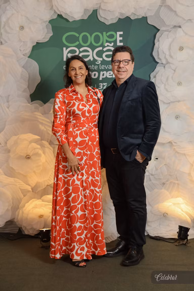 Sicredi Centro-Sul MS/BA celebra 37 anos com show beneficente em prol do Hospital de Amor de Dourados – foto 126