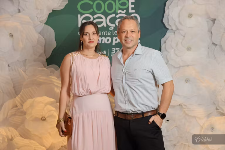 Sicredi Centro-Sul MS/BA celebra 37 anos com show beneficente em prol do Hospital de Amor de Dourados – foto 129